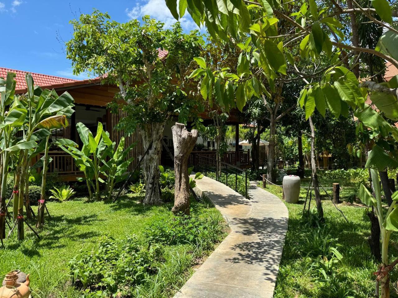 The Jungle Hotel Siem Reap Buitenkant foto